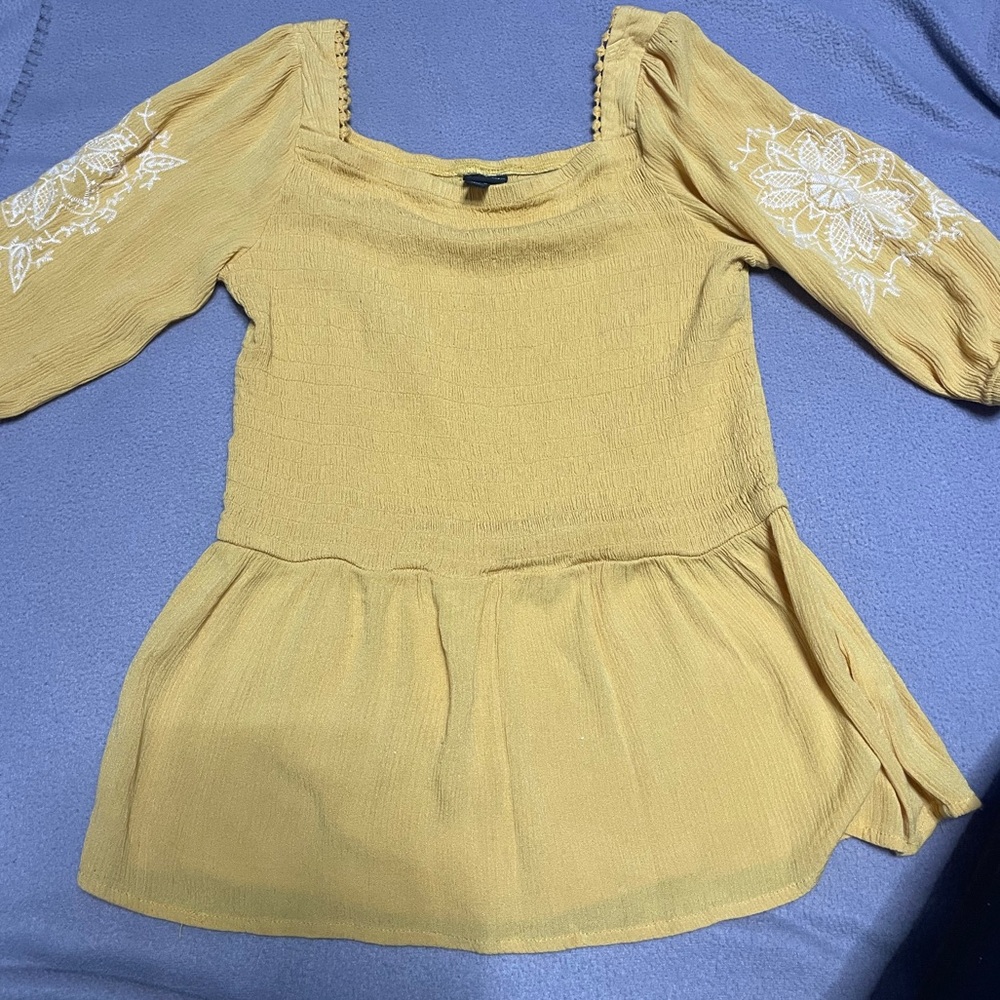Yellow top